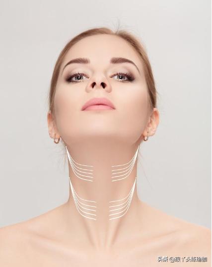快速消除双下巴练这个瑜伽就对了,想瘦脸瘦下巴两个瑜伽体式