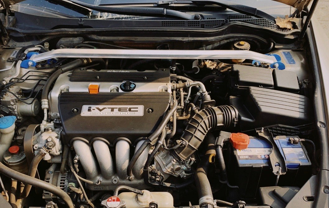 七代半雅阁2.4顶配使用报告,七代半雅阁a柱蓝牙使用说明