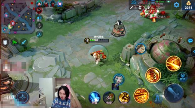 呆阿拿斗鱼首秀，各种骚话频频冒出，游戏ID成亮点