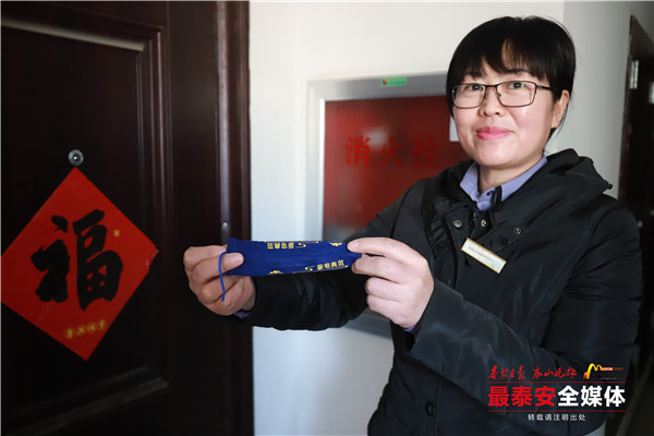 我为群众办实事促进城市文明建设,我为群众办实事居家服务暖民心