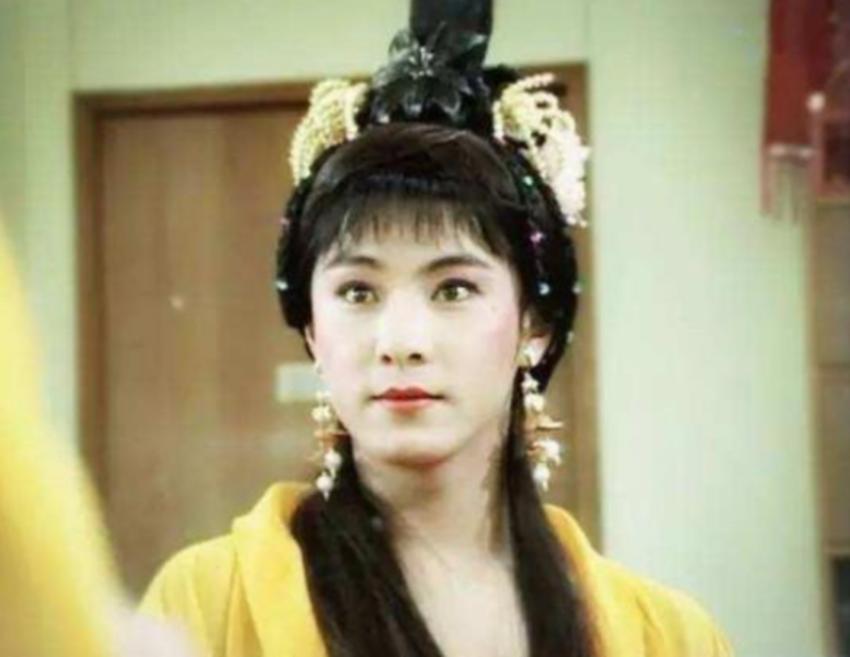 “伪娘”的存在谁也阻止不了，但“伪娘”若泛滥了，国家就危险了