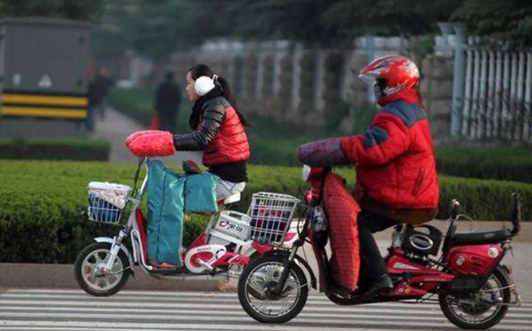 二轮电动车需要考驾照吗,两轮电动车必须考驾照吗