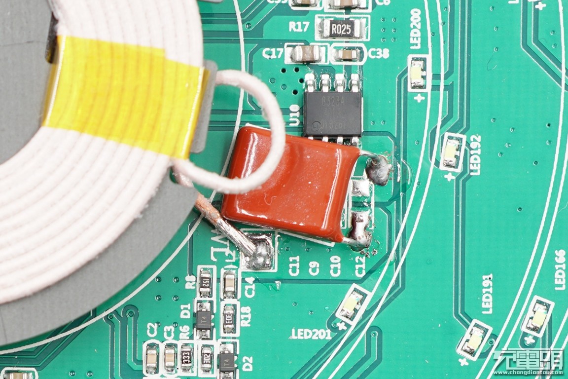 这个充电器充电时的仪式感太强了忍不住想买