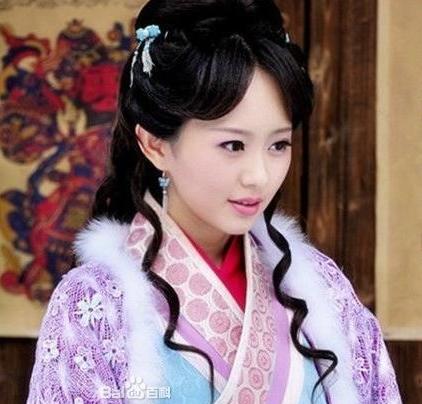 时装大佬也难掩她出卖闺蜜，如今糊到无人识，你还记得金锁吗