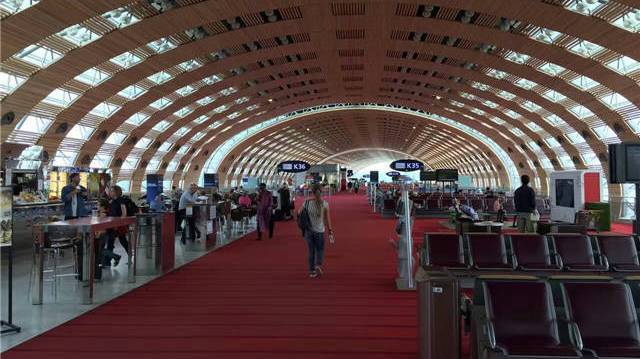 免税店旅游必备清单攻略,机场免税店购物出国流程