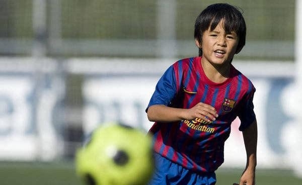 张路校园足球的目的,张路为什么打足球