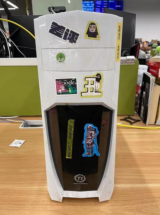 电脑卡顿用什么清理软件好,电脑玩着卡顿除了清灰还需要什么