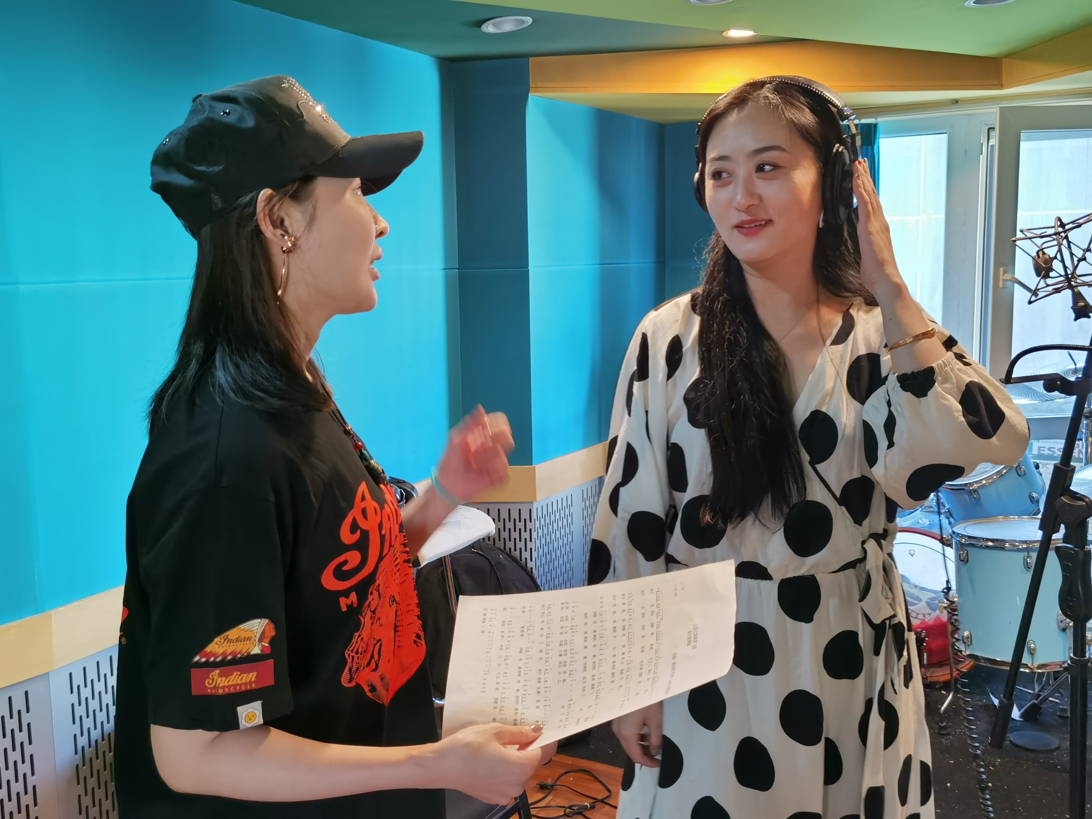 陈思思演唱红旗颂,陈思献唱沂蒙颂歌曲