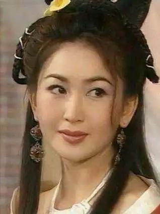 大脸女孩如何显脸小,大脸妹子必学的瘦脸诀窍