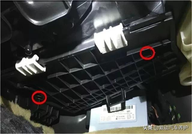 空调清洗蒸发箱一般在何时清洗,空调臭清洗蒸发箱能彻底解决吗