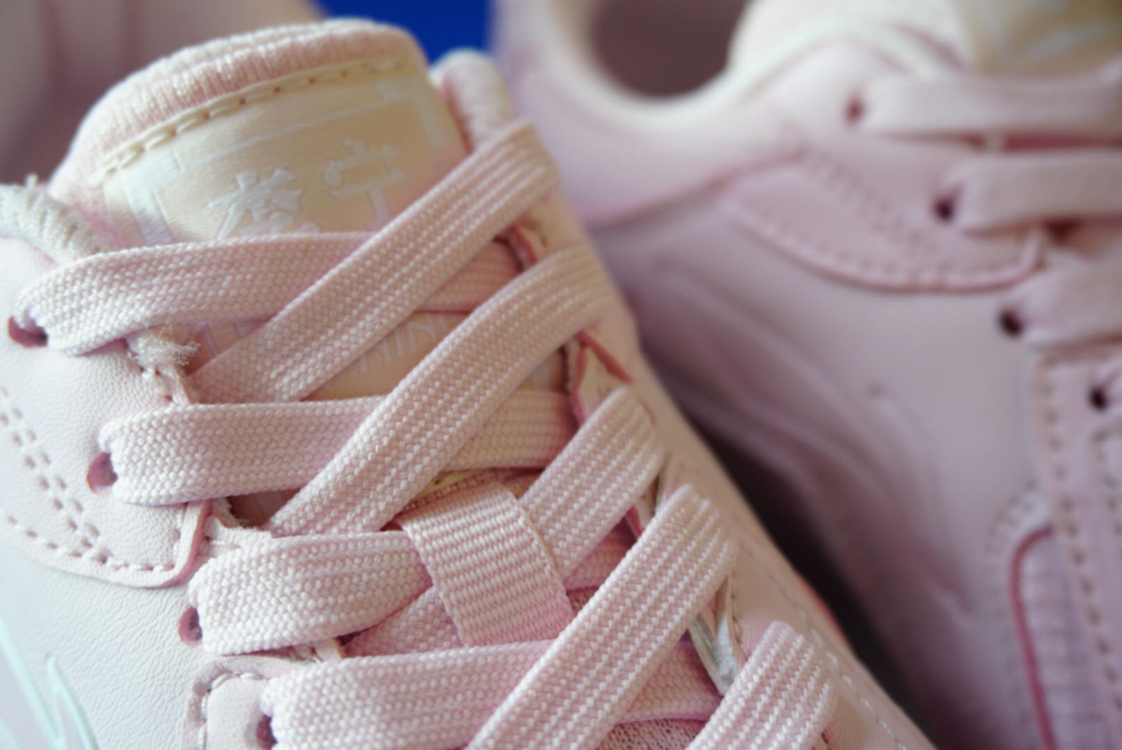 女跑步鞋推荐李宁,李宁跑步鞋女款哪个好