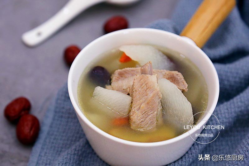 6道电饭锅美食,6种家常食材煮了一锅汤