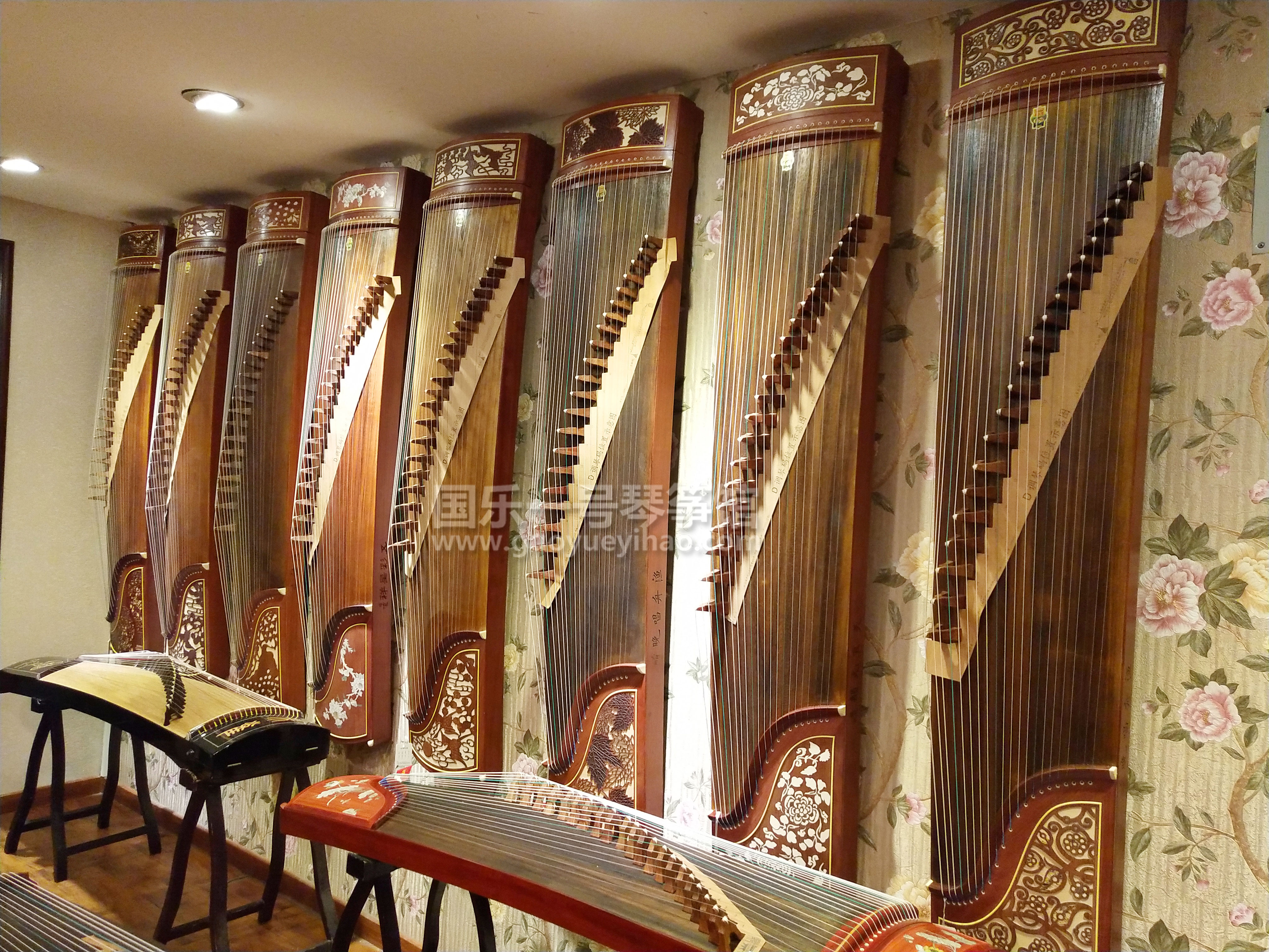 一般的古筝价位是多少钱,敦煌古筝性价比高的古筝