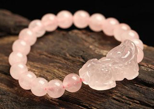 芙蓉石又称为什么,芙蓉石属于什么石