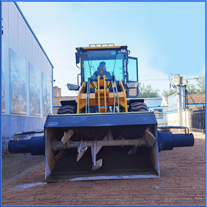 铲车改搅拌斗,铲车改粉碎机