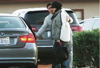 她的老公是虚拟人？