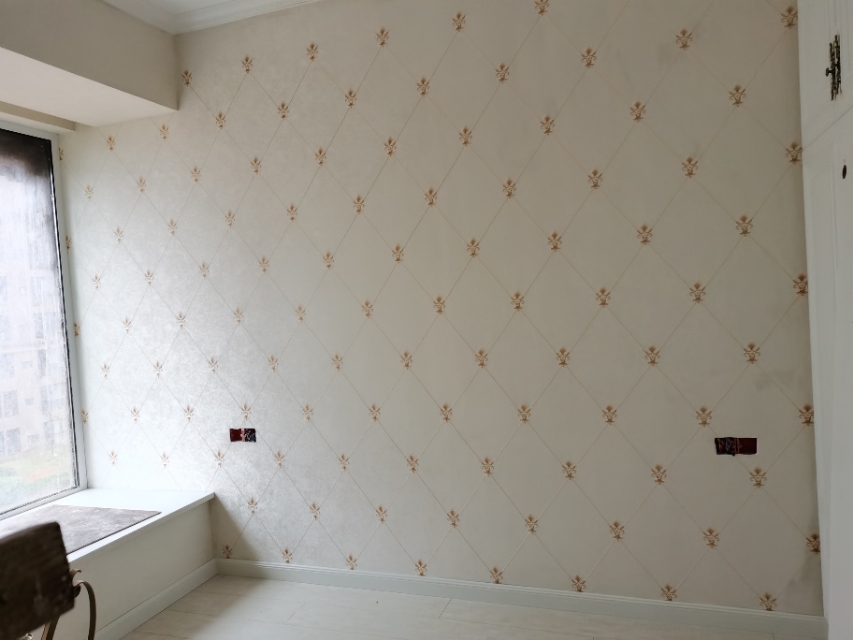 刚贴完墙布的房间可以睡吗,糯米胶贴完墙布几天能住人