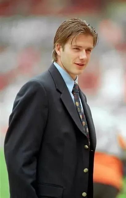 陌上人如玉公子世无双到底有多美,真正的陌上人如玉公子世无双