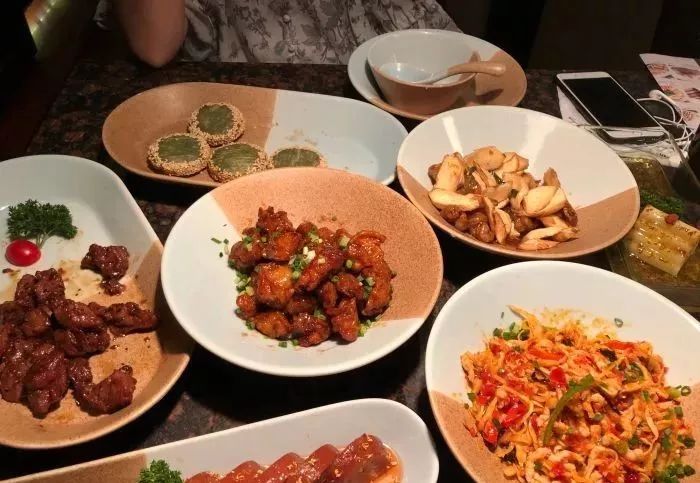 南宁15家老字号餐饮美食,南宁特色美食招牌菜