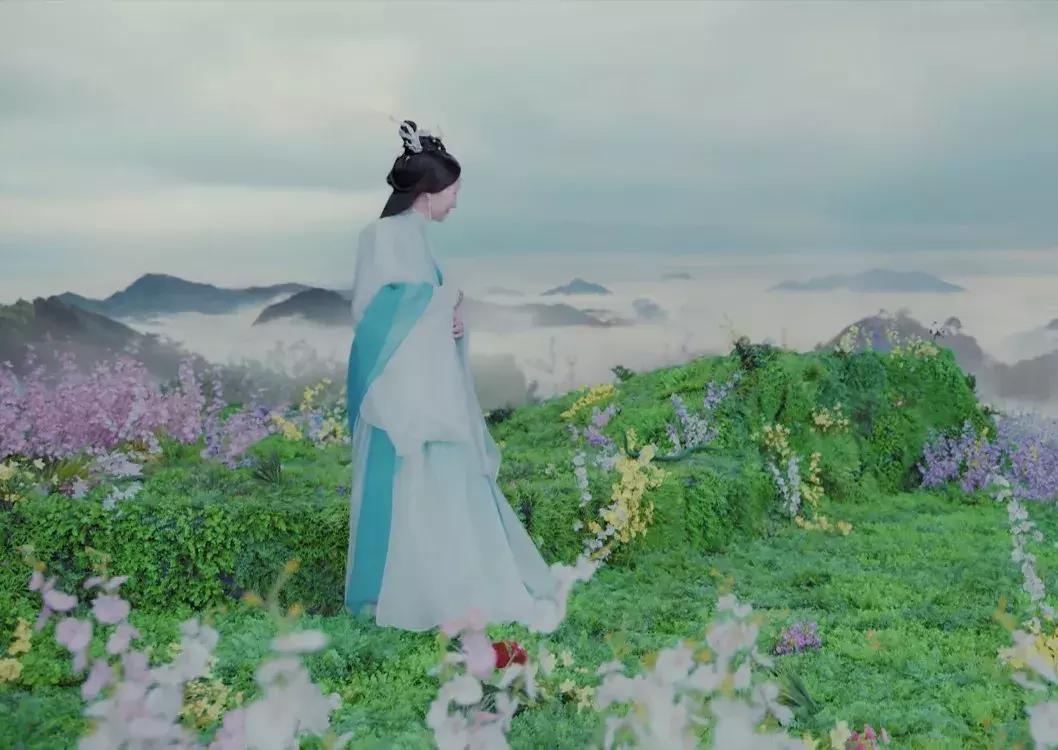 剧情雷人设糟，一山更比一山“高”，新倚天终于找到垫背的了