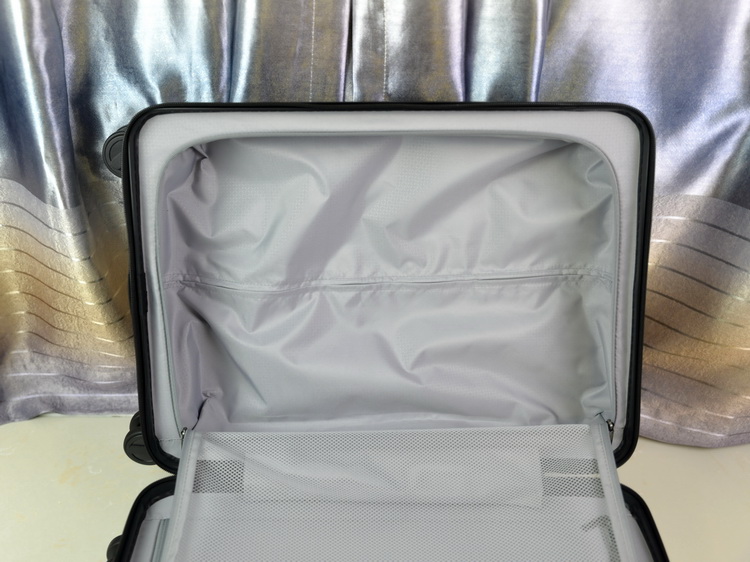 90分七道杠旅行箱体验：商旅两用，推拉更轻松