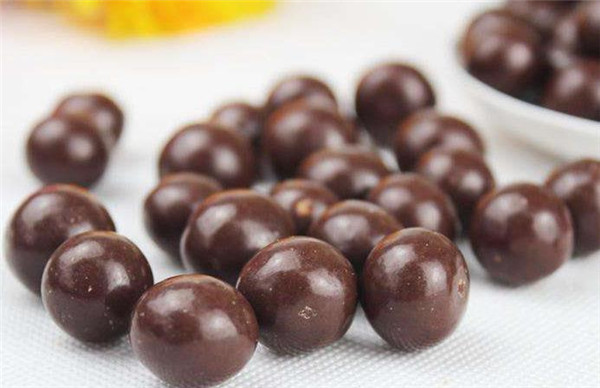 巧克力选购有讲究,买巧克力一定要看清楚日期