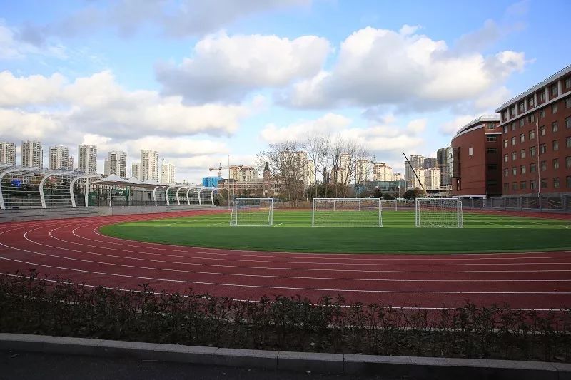 西海岸新区十大最好的小学,西海岸top10小学