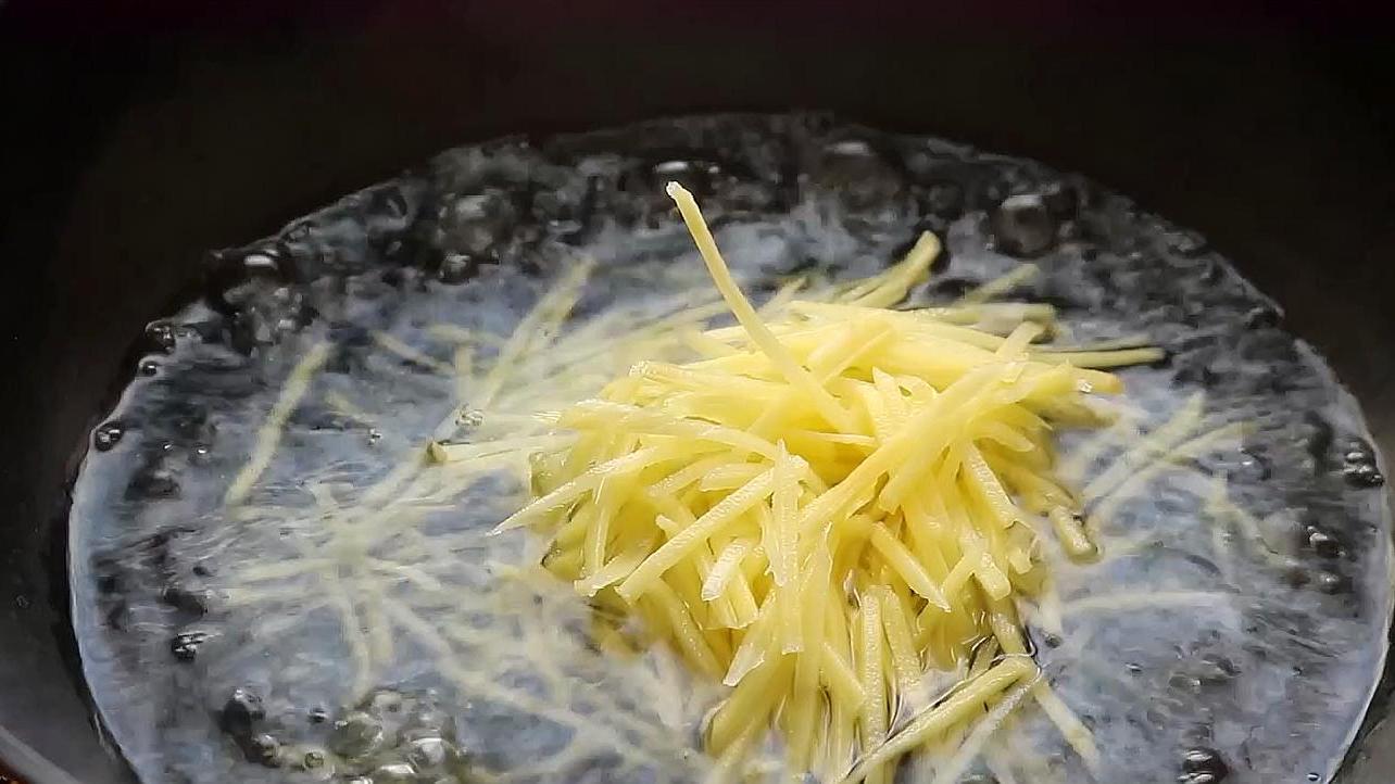 自己做土豆的做法大全,土豆这样做非常好吃一定要学会