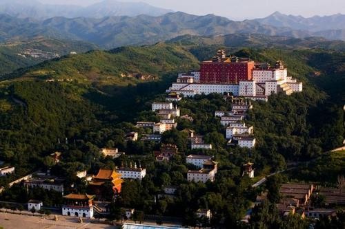 承德避暑山庄二日游最佳攻略,旅游一天景点推荐承德