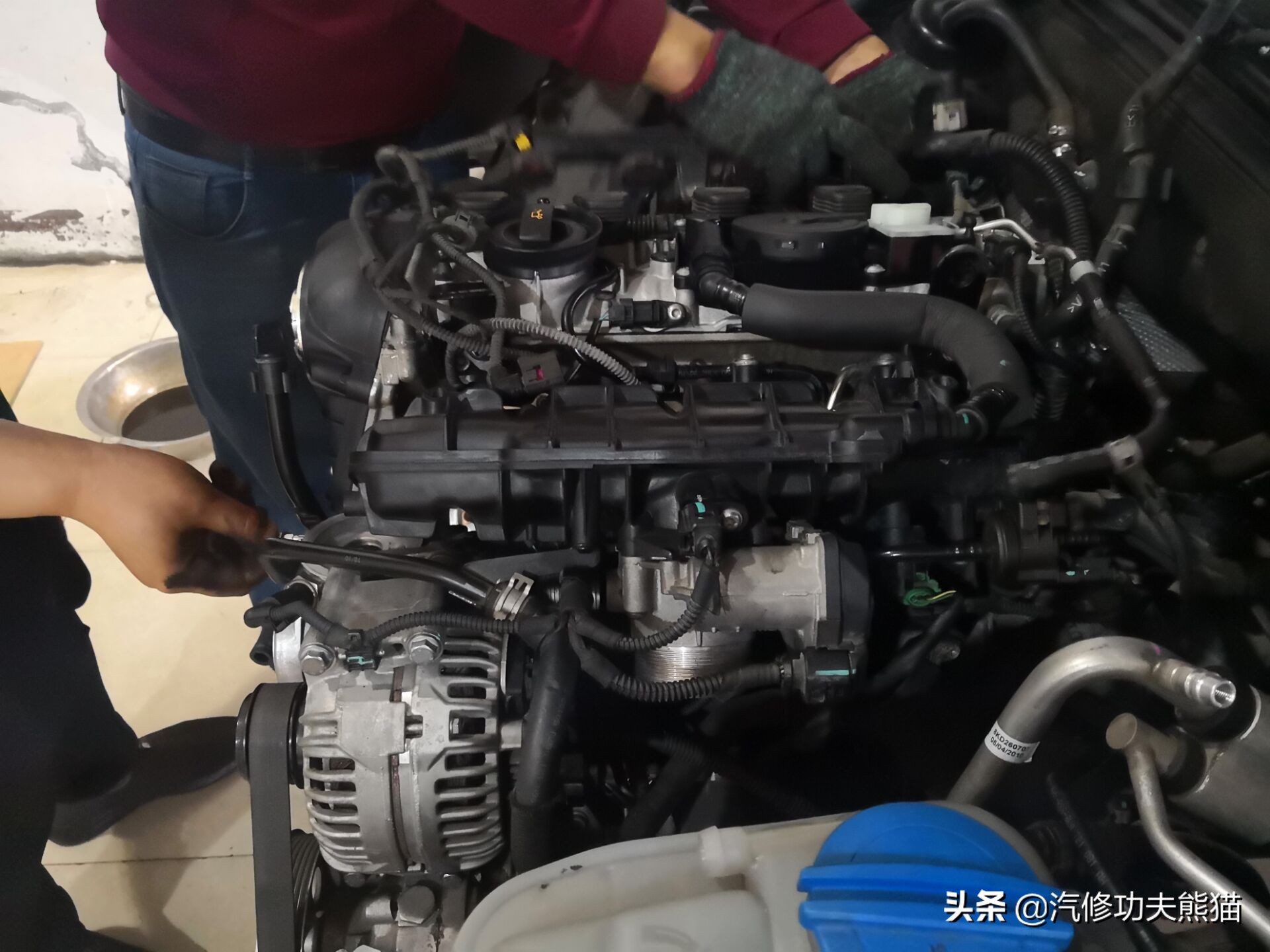 2013奥迪a4l烧机油怎么解决,奥迪a4l哪一款开始烧机油不严重