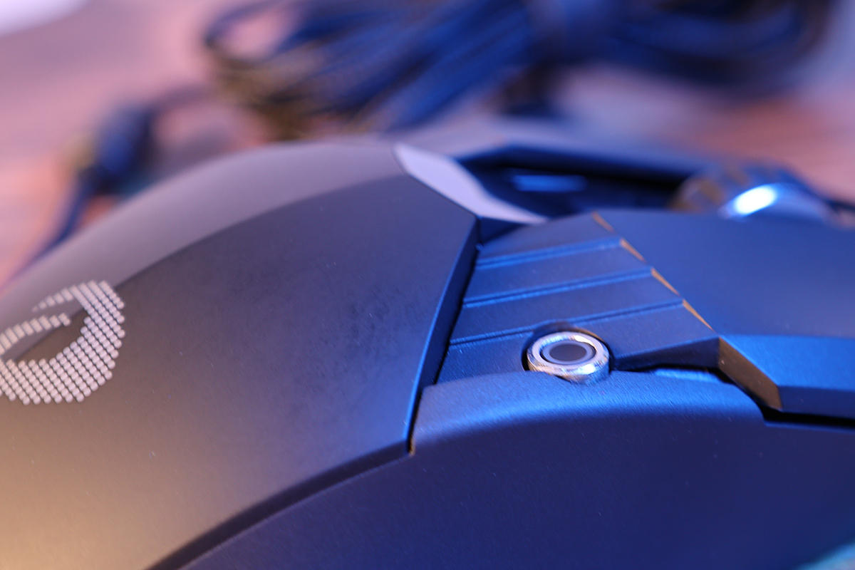 达尔优牧马人em915鼠标拆解,达尔优em910牧马人游戏鼠标怎么样