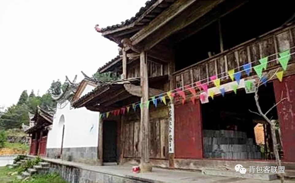 腾冲银杏村战争遗址,腾冲银杏村玻璃栈道