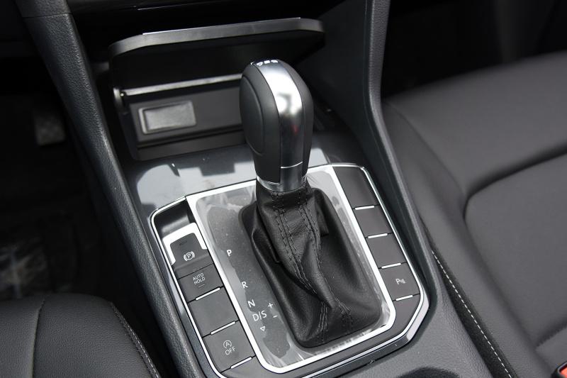 高尔夫·嘉旅，一台被严重低估了的“奶爸高级小厢货”