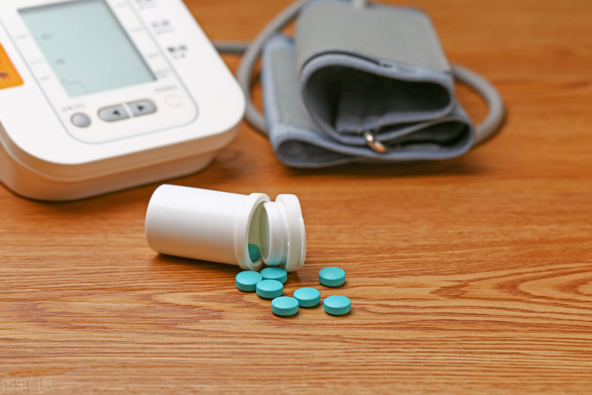 降压药漏服一次有什么危害,每天一次长效降压药漏吃怎么补