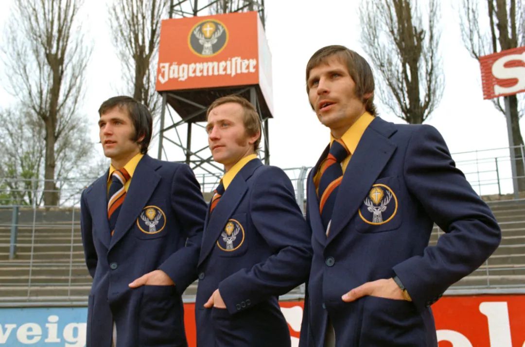 历史上首次踢德甲的球队,第2次进入德甲的球队