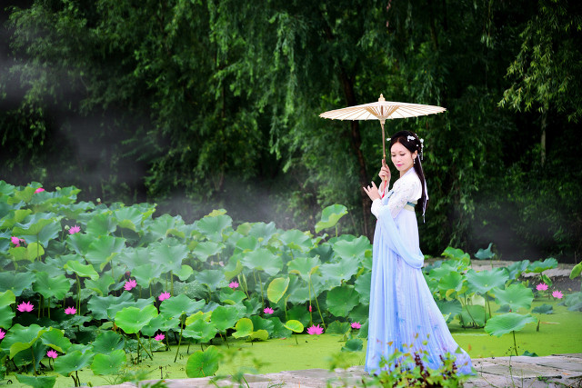 “老牛吃嫩草”的北宋词人张先，坊间花色故事