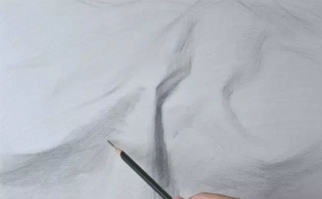 素描会画些什么,素描会涂色吗