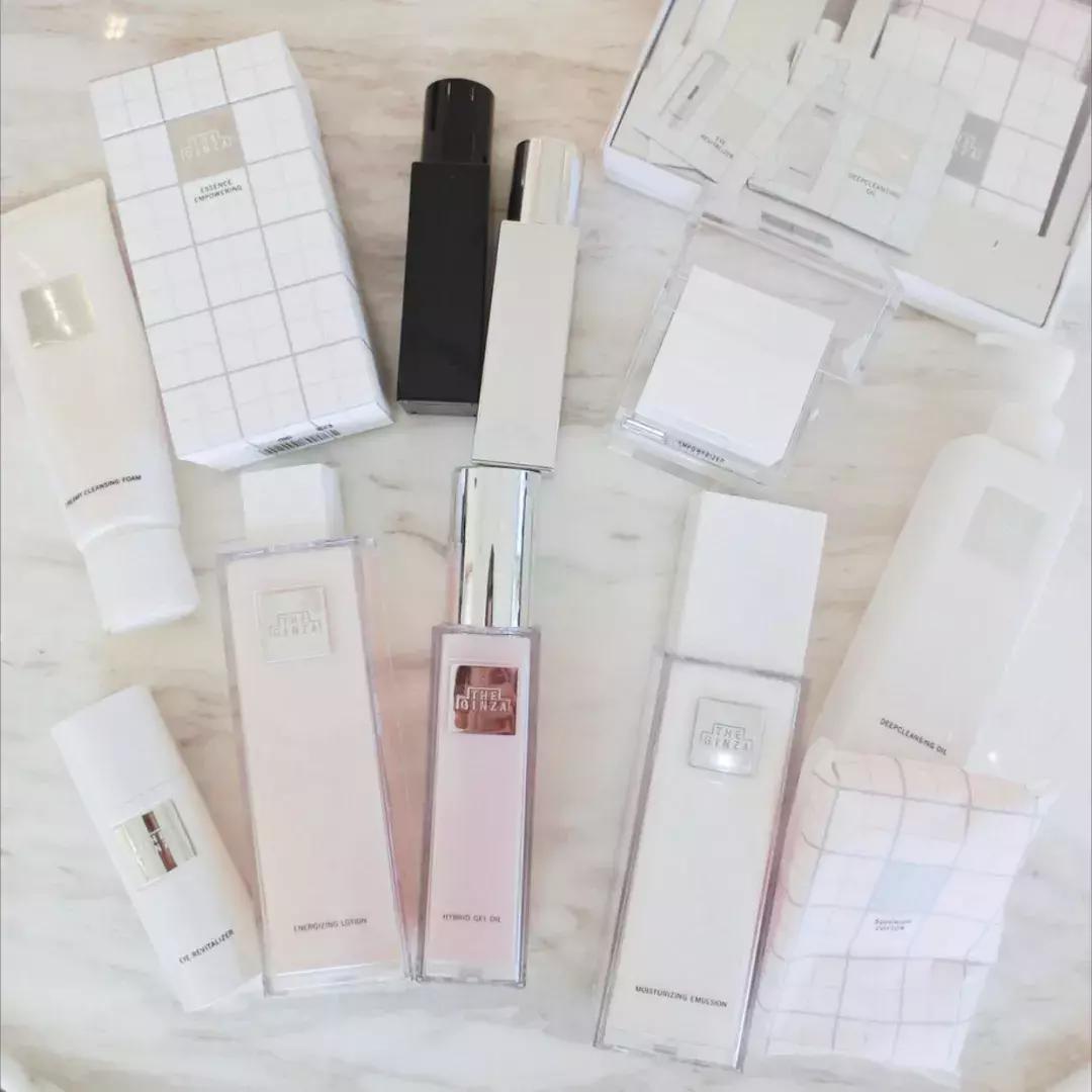 一支口红79贵吗,一支口红一百多一瓶粉底液