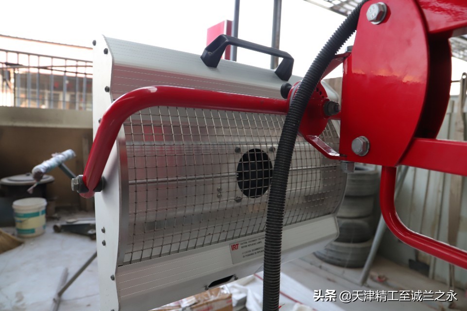 汽车喷漆工的信仰级工具翻新：瑞典IRT-300烤漆灯