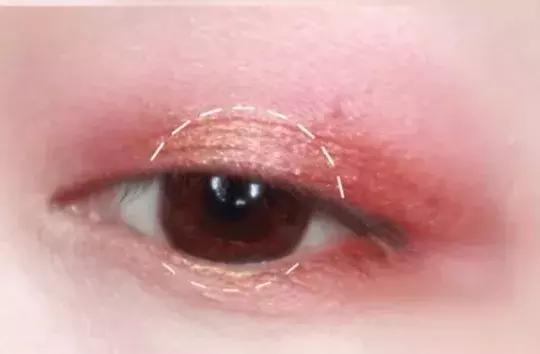 两秒钟搞定一个眼妆,手把手教气质减龄眼妆画法