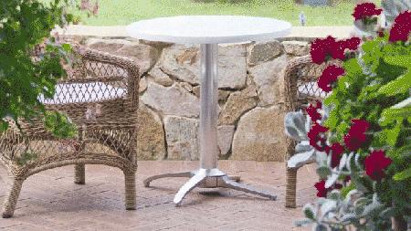 不会摇动的桌子,不会晃的移动桌