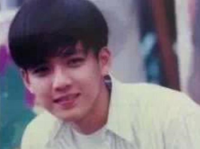 让那英苦恋10年，两个女人为他未婚生子，如今的高峰怎么样了？