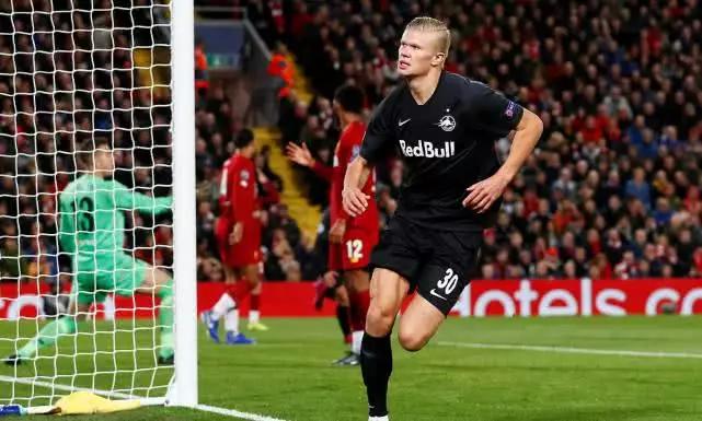 小哈的首秀,小哈什么时候回归