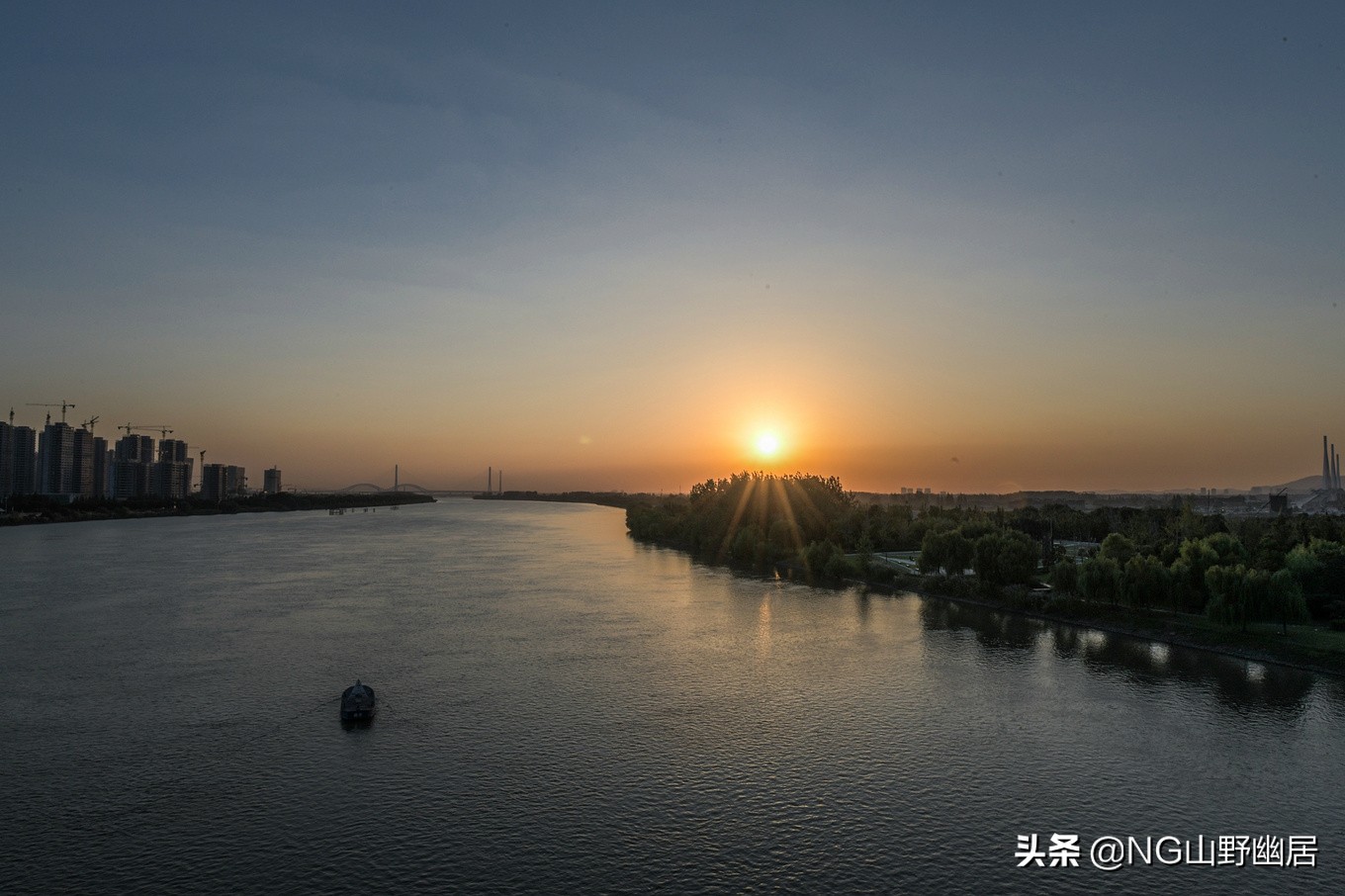 江苏南京:明明可以靠网红上头条,却偏偏靠实力说话