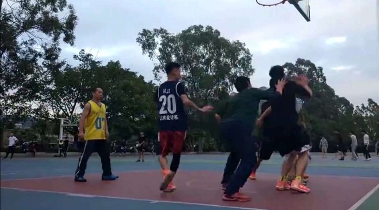 我的母校回忆,我的母校多年不见