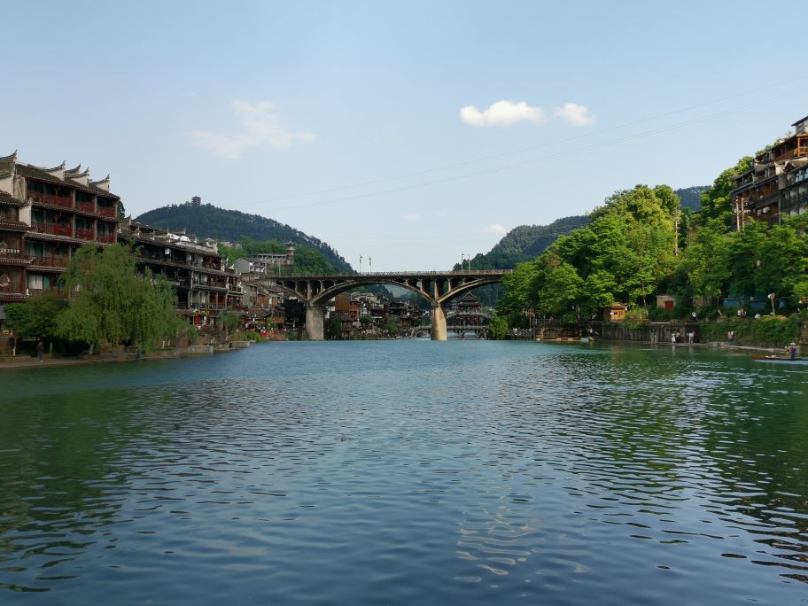 读你千遍不如一见,读你千遍不如见你一面