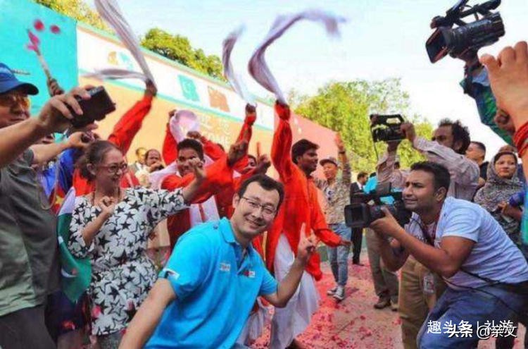 聪明的巴基斯坦人民，如何巧辨真假中国人？