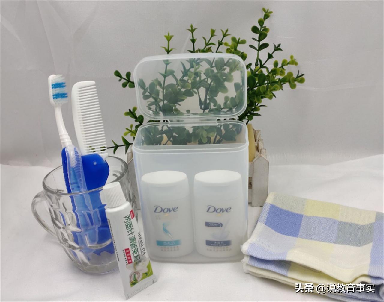 大一新生报到不用带行李,大一新生需要戴三件套吗