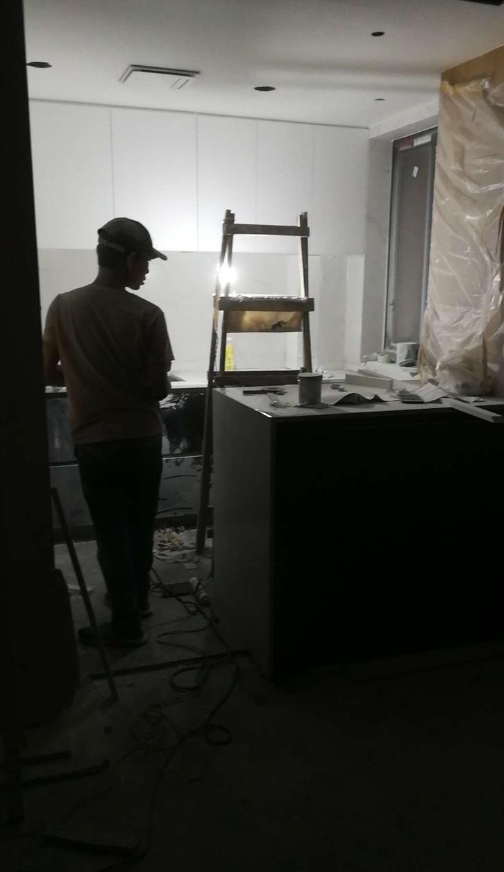 原木色极简家,黑白原木极简风格