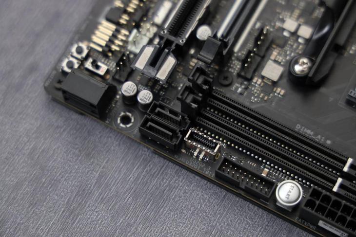 华硕rogx570-e2测评,华硕x570extreme